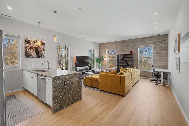 1200 5th Ave #414, Nashville, TN 37208