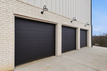 6807 Pennywell Dr, Nashville, TN 37205