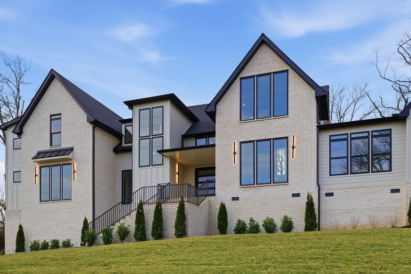 6807 Pennywell Dr, Nashville, TN 37205