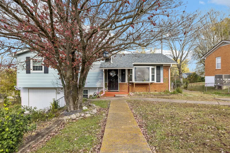 107 Gardendale Dr, Columbia, TN 38401