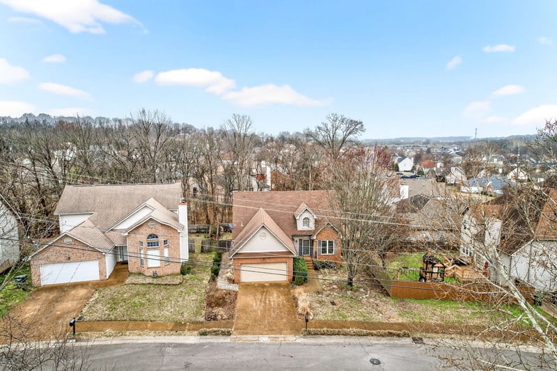 5204 Catspaw Dr, Antioch, TN 37013