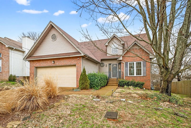 5204 Catspaw Dr, Antioch, TN 37013