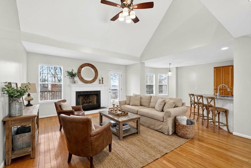 5204 Catspaw Dr, Antioch, TN 37013