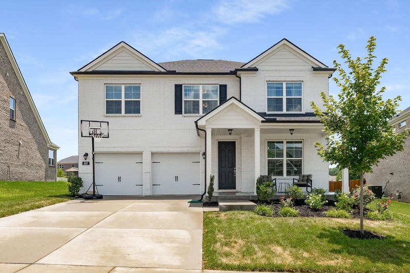807 Cawthorn Ln, Mount Juliet, TN 37122