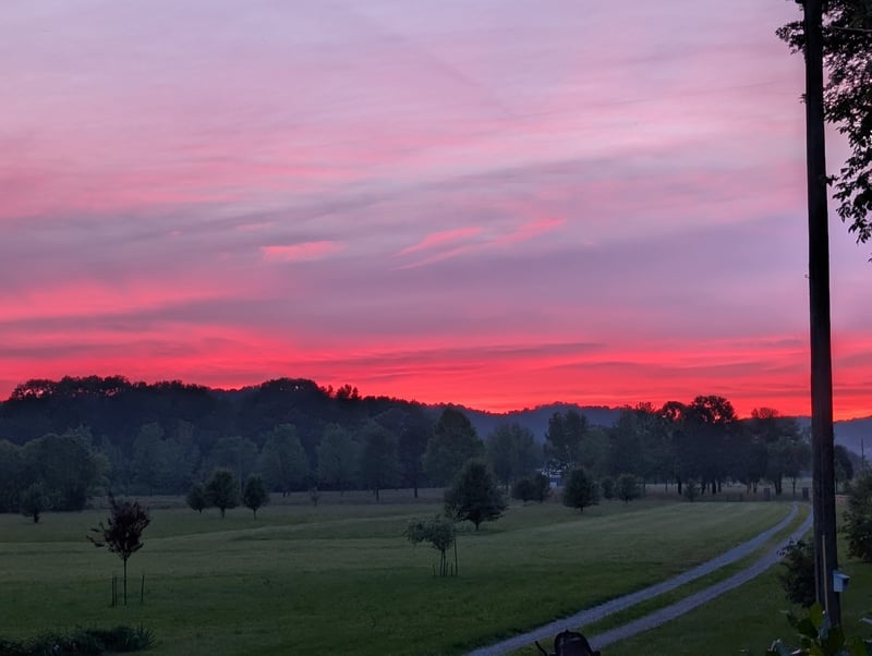 1050 Sunrise Cir, Ashland City, TN 37015
