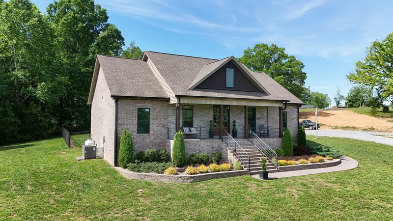 138 Belcher Hollow Rd, Cottontown, TN 37048