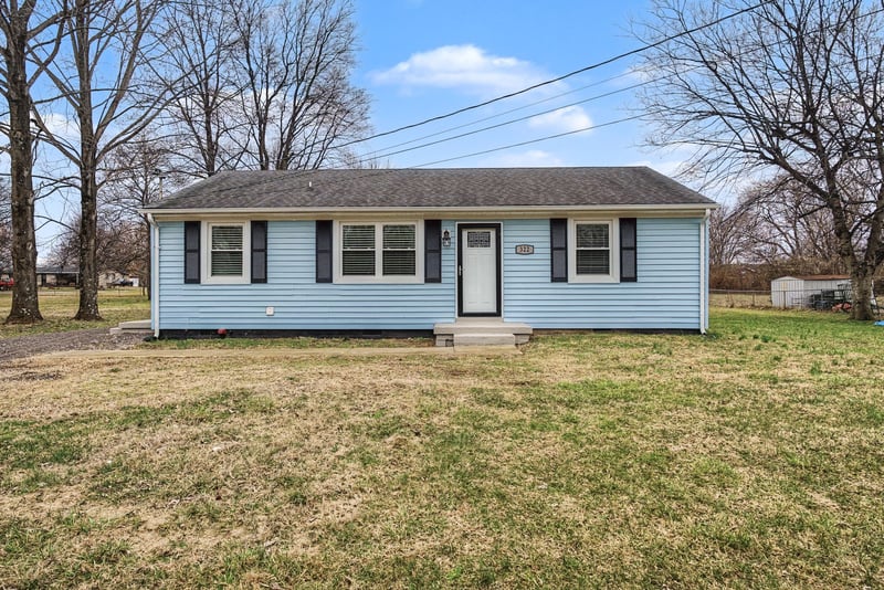 322 Destin Dr, Clarksville, TN 37040