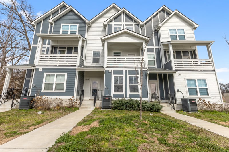 302 Williams Ave #102, Madison, TN 37115