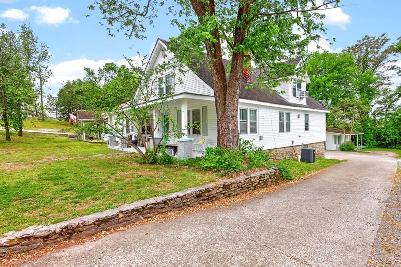 240 Lanier Dr, Madison, TN 37115