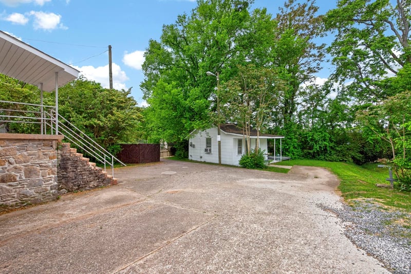 240 Lanier Dr, Madison, TN 37115