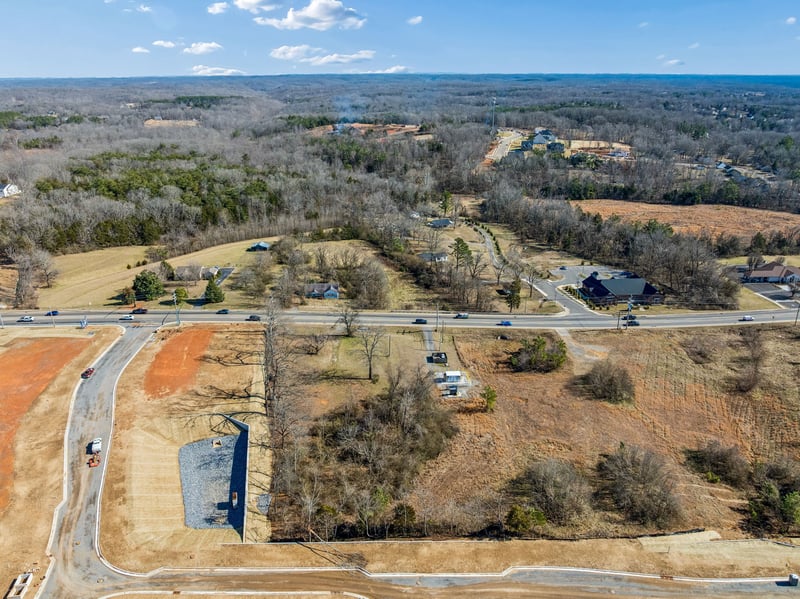 2168 Fairview Blvd, Fairview, TN 37062