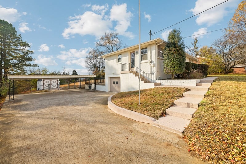 924 Shauna Dr, Nashville, TN 37214