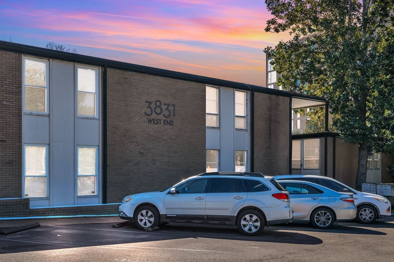 3831 West End Ave #32, Nashville, TN 37205