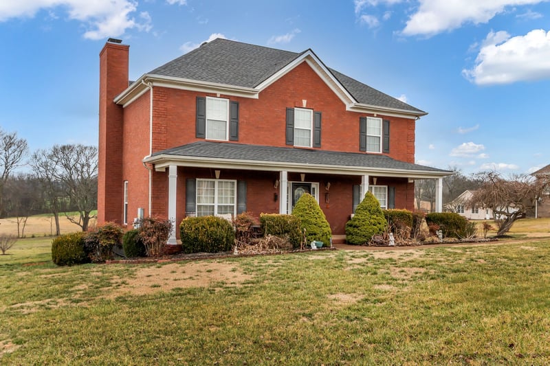 2219 Twin Peaks Ct, Spring Hill, TN 37174