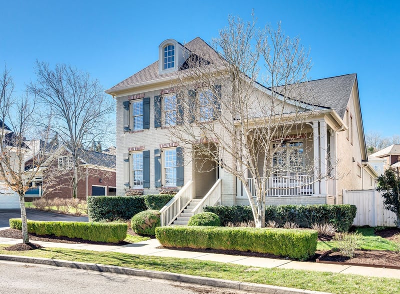 121 Gladstone Ln, Franklin, TN 37064