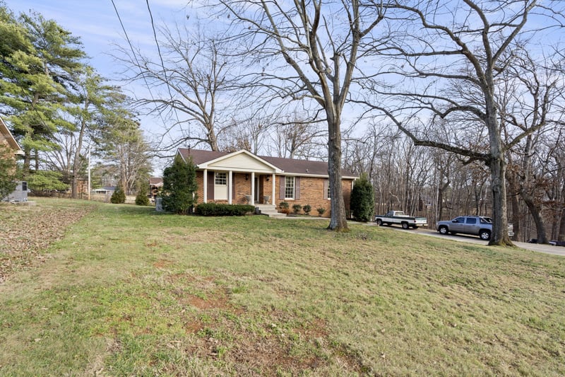 2261 Blakemore Dr, Clarksville, TN 37040