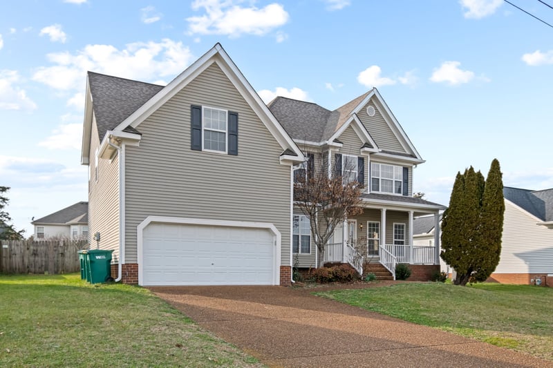 2624 Hansford Dr, Thompsons Station, TN 37179