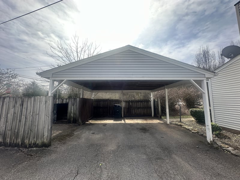 901 Patio Dr, Nashville, TN 37214