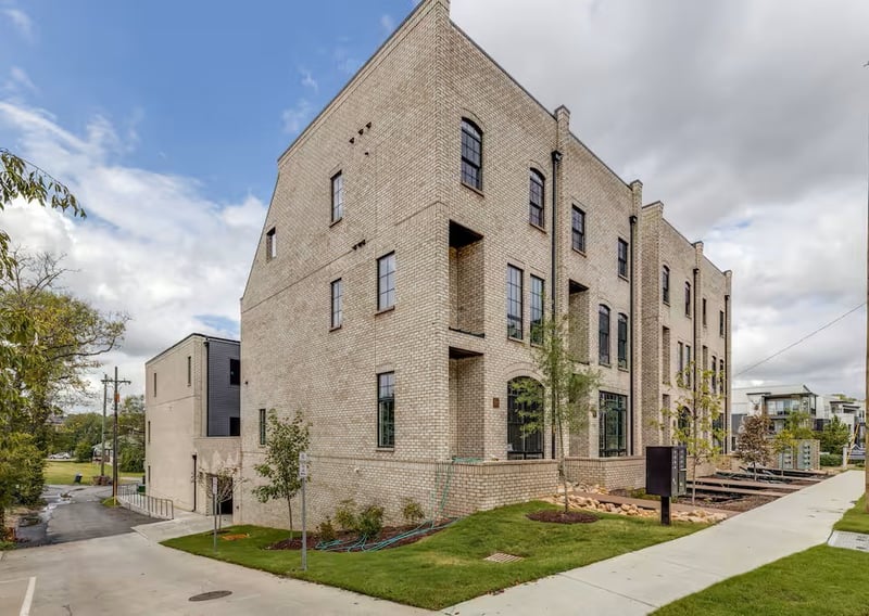 3206 West End Cir #1-8, Nashville, TN 37203