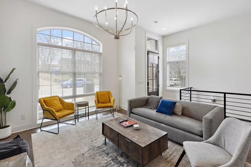 3206 West End Cir #1-8, Nashville, TN 37203