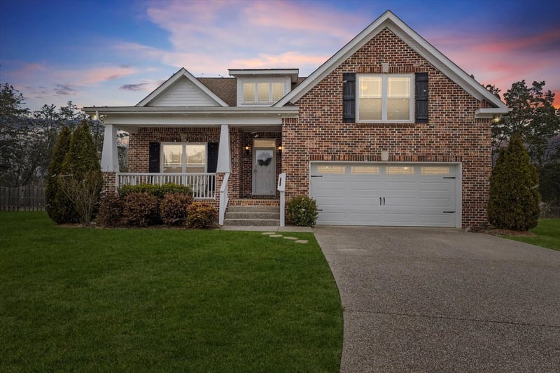 4005 Red Brick Ct, Spring Hill, TN 37174