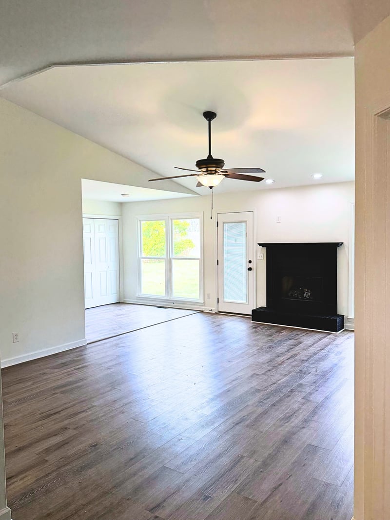 3105 Larson Ln, Clarksville, TN 37043