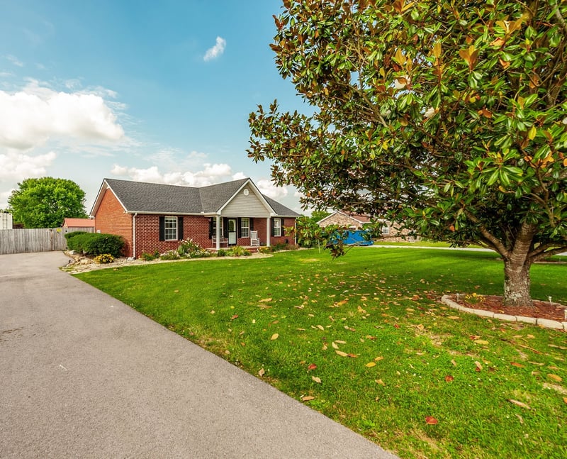 1051 Pinnacle Way, Castalian Springs, TN 37031