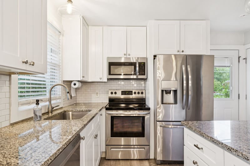 338 Lynn Dr, Nashville, TN 37211