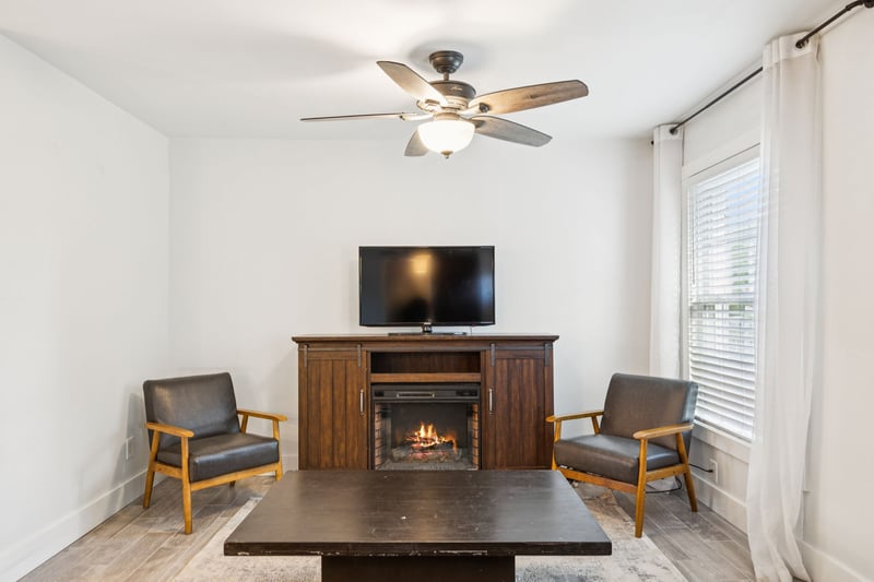 338 Lynn Dr, Nashville, TN 37211