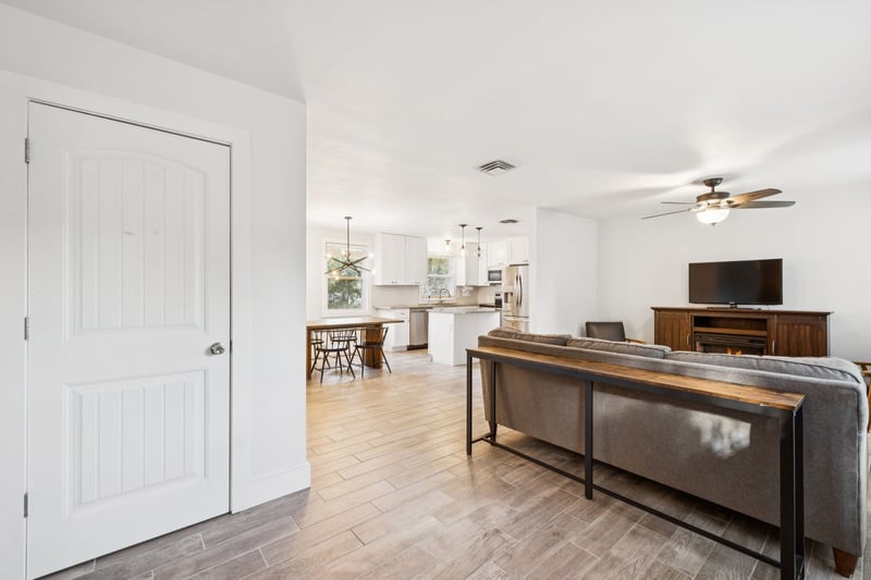 338 Lynn Dr, Nashville, TN 37211