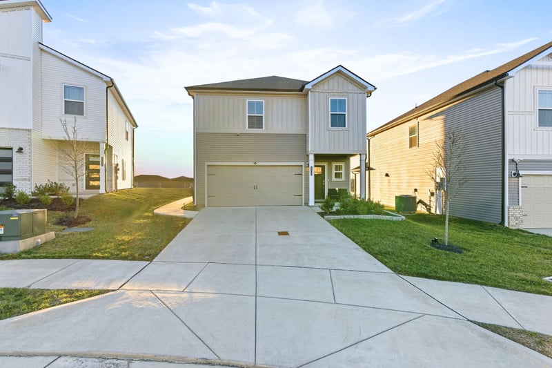 4432 Skyridge Dr, Nashville, TN 37207