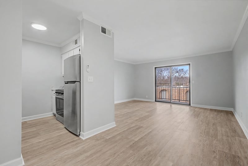 420 Walton Ln #J47, Madison, TN 37115