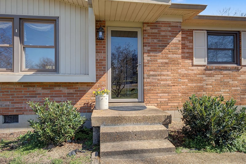 2428 Kimberly Dr, Nashville, TN 37214