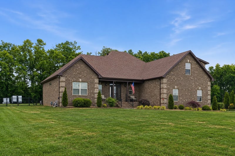 1059 Caballo Trl, Gallatin, TN 37066
