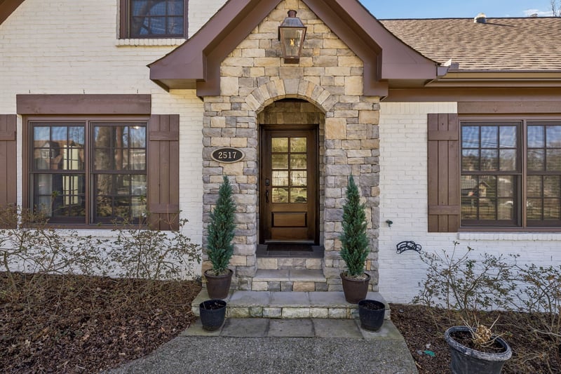 2517 Sharondale Dr, Nashville, TN 37215