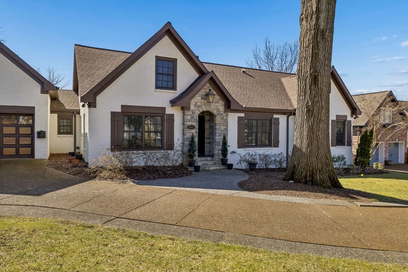 2517 Sharondale Dr, Nashville, TN 37215