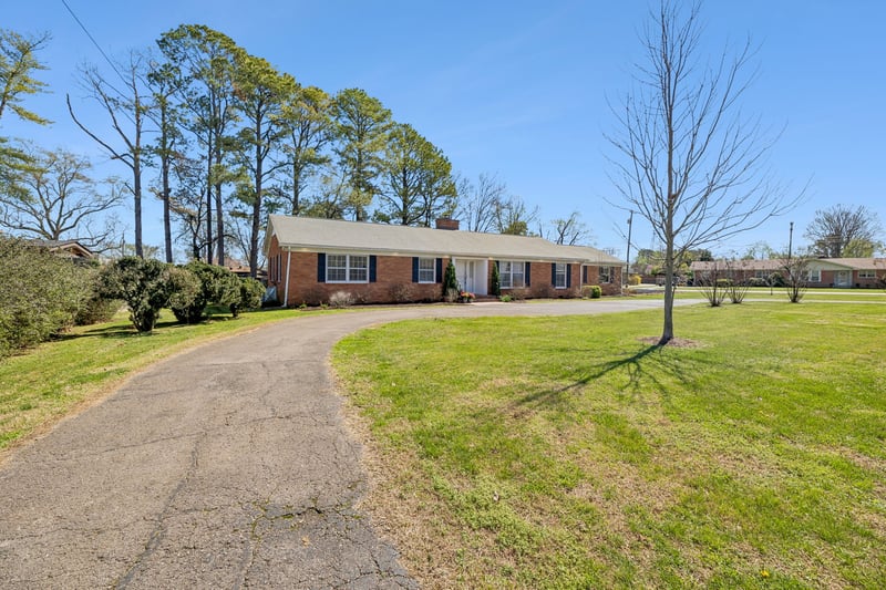 411 Apollo Dr, Murfreesboro, TN 37130