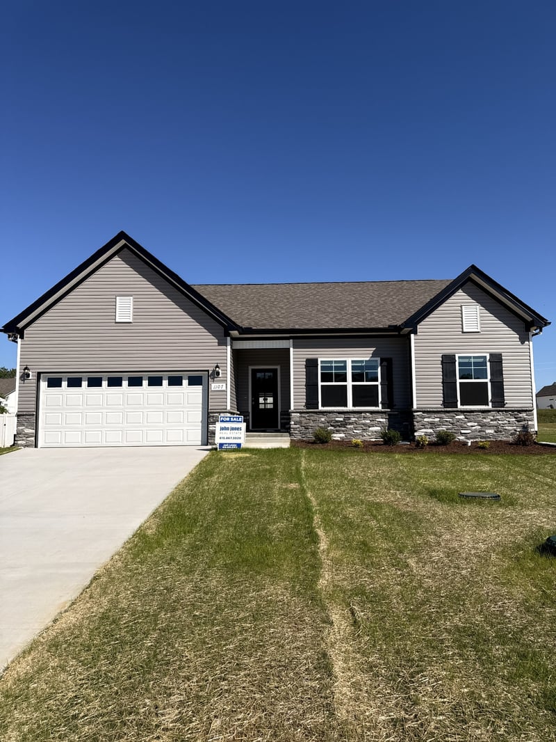 1107 Bluecreek Cir, Murfreesboro, TN 37129