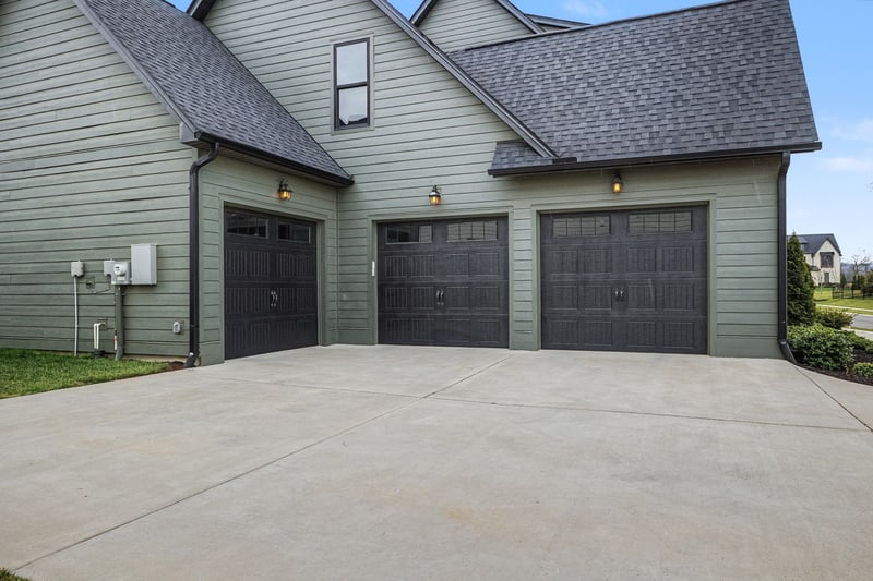 7204 Ellaby Ct, College Grove, TN 37046