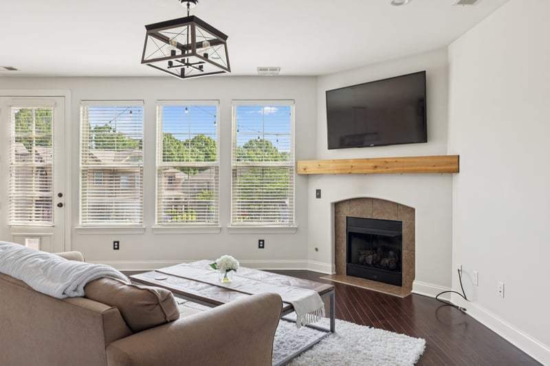 1102 Smokewood Way, Nashville, TN 37221