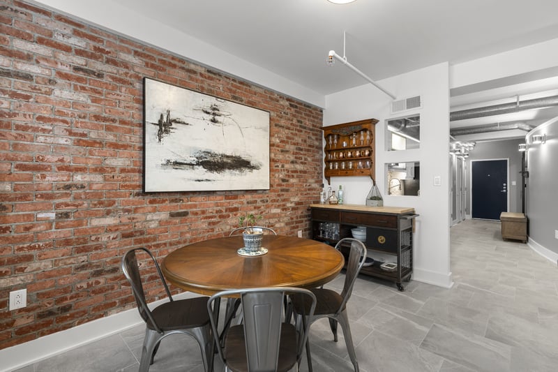 700 Church St #305, Nashville, TN 37203