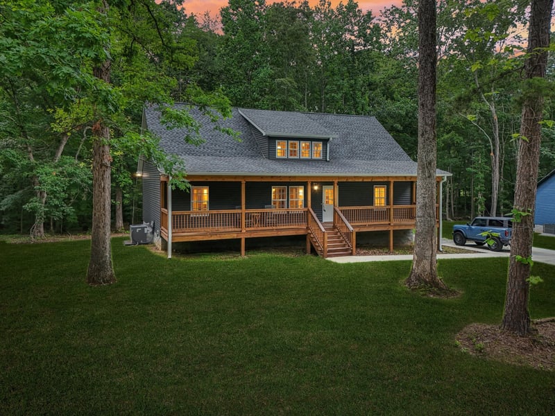 122 Deerwood Ct, Dickson, TN 37055