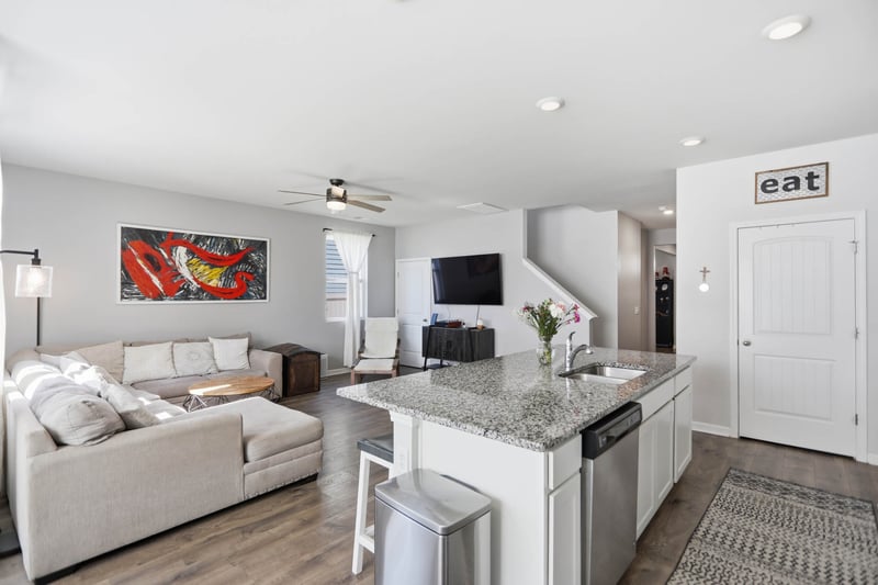 7283 Sunny Parks Dr, White House, TN 37188