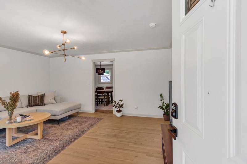 457 Ewing Ln, Nashville, TN 37207