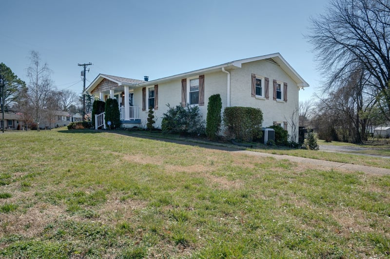 504 Big Horn Dr, Old Hickory, TN 37138