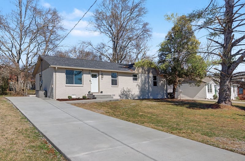 3792 Lunn Dr, Nashville, TN 37218