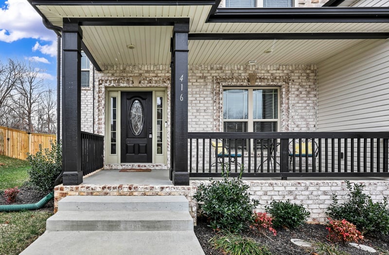 416 Glenstone Springs Dr, Clarksville, TN 37043