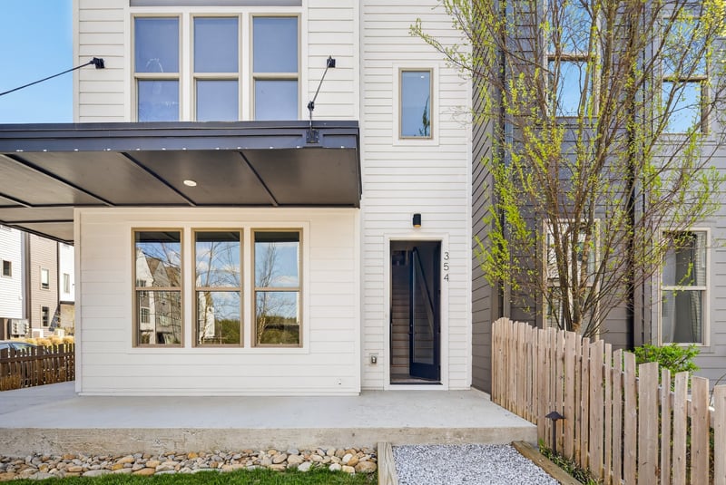 354 East Village Ln, Nashville, TN 37216