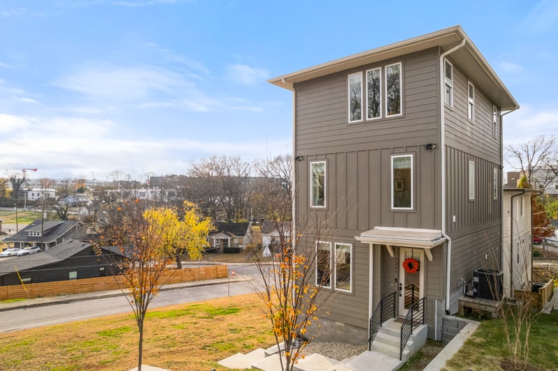 1267 John St, Nashville, TN 37210