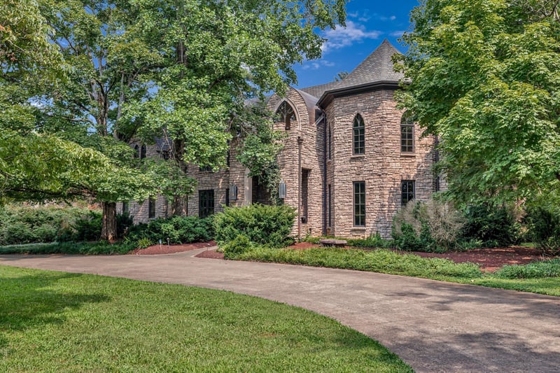 1108 Belle Meade Blvd, Nashville, TN 37205